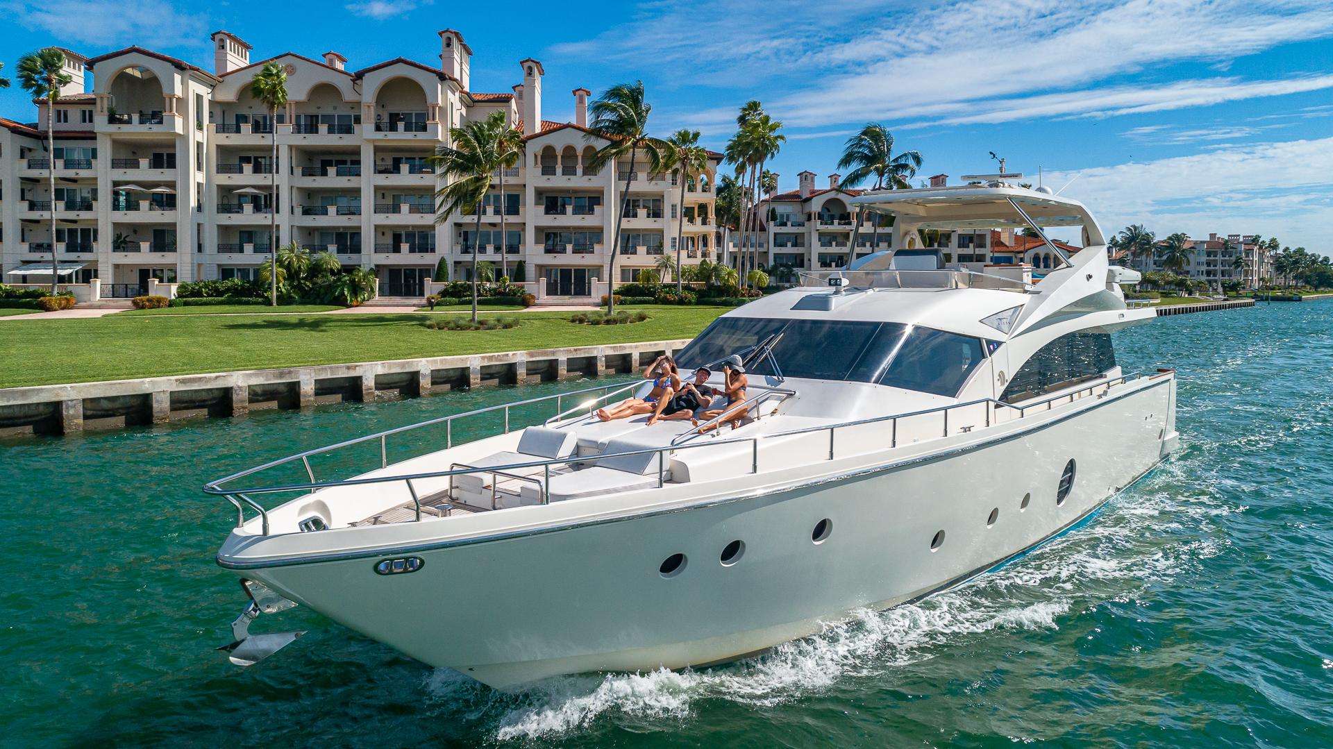 Aicon 75 Therapy cruising Fisher Island Miami private charter